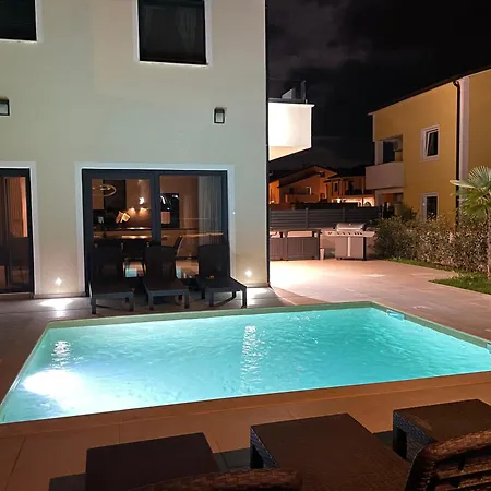 Istarska Vila Porec Exterior photo